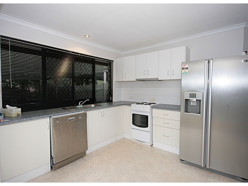 15 Eacham Street, Petrie QLD 4502