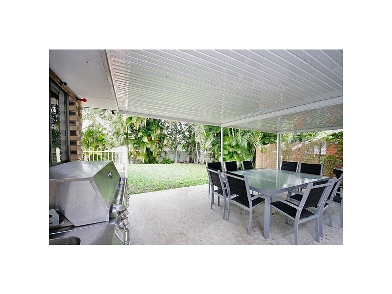 15 Eacham Street, Petrie QLD 4502