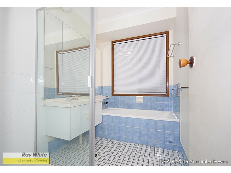 9 Bayeau Court, Petrie QLD 4502