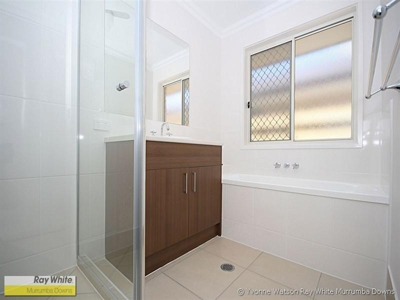 1 Severn Court, North Lakes QLD 4509