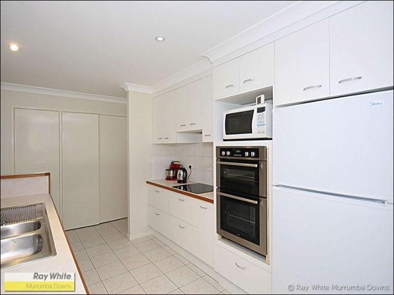 24 Morris Road, Kippa-ring QLD 4021