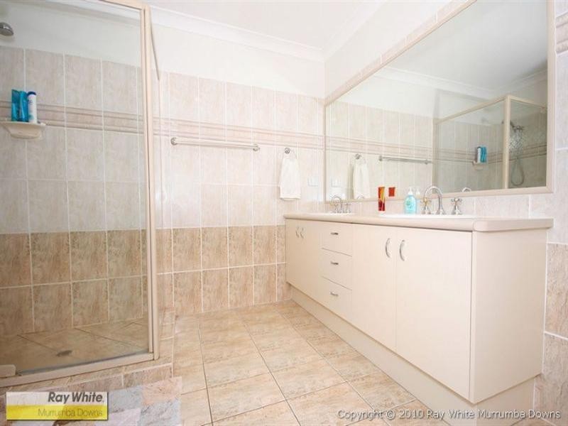 18 Amaroo Street, Narangba QLD 4504