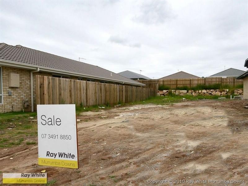 8 Nutmeg Drive, Griffin QLD 4503