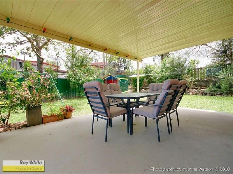 3 Roseville Street, Petrie QLD 4502