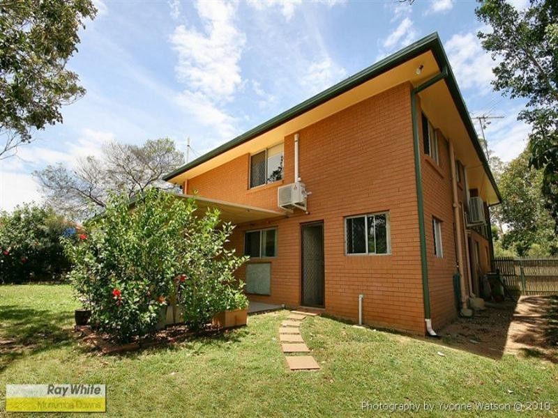 3 Roseville Street, Petrie QLD 4502