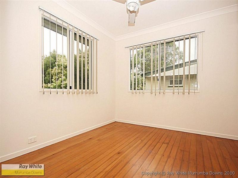 24 Woonara Drive, Petrie QLD 4502