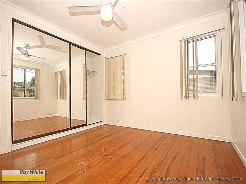 24 Woonara, Petrie QLD 4502