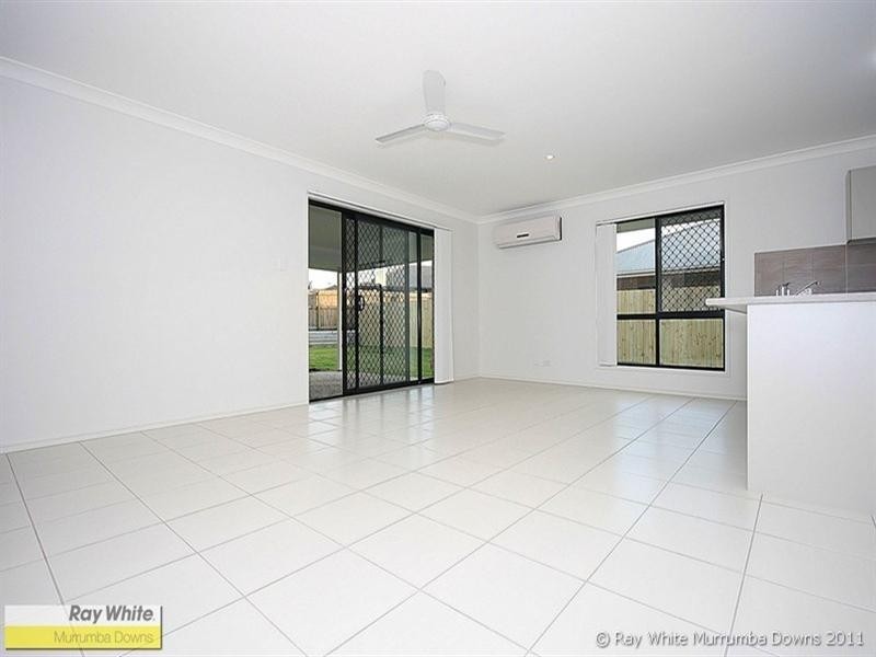 14 Midgley Street, Kallangur QLD 4503
