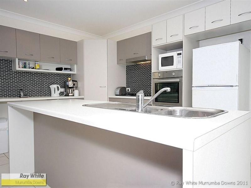 15 Ulysses Street, Kallangur QLD 4503