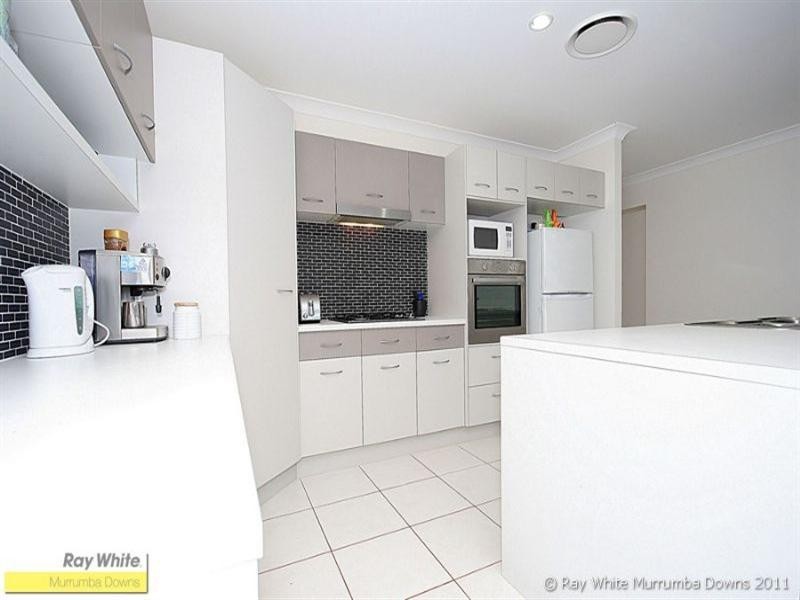 15 Ulysses Street, Kallangur QLD 4503