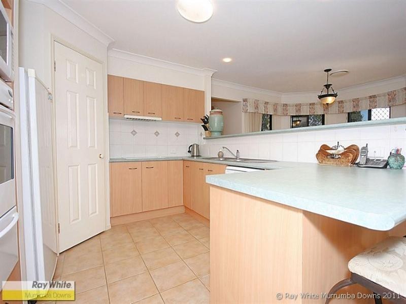 9 Wallers Court, Petrie QLD 4502