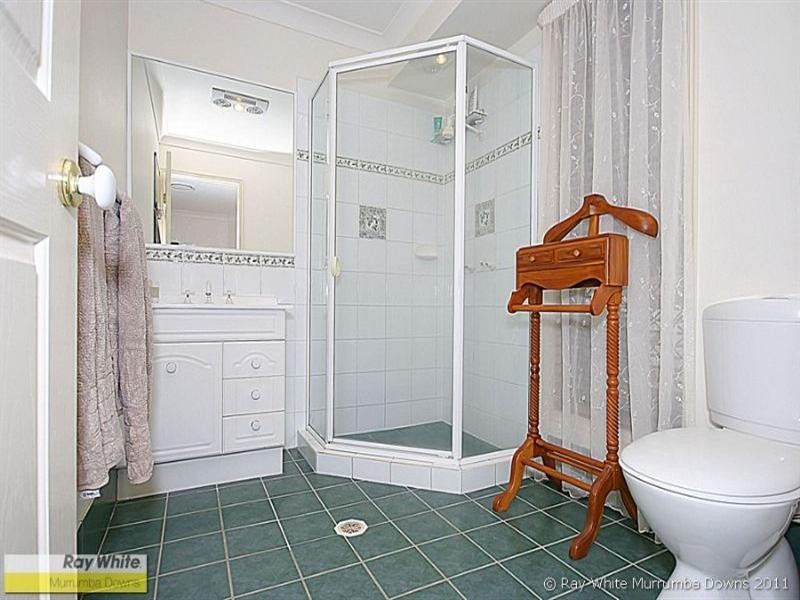 9 Wallers Court, Petrie QLD 4502