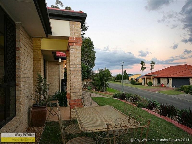 9 Wallers Court, Petrie QLD 4502