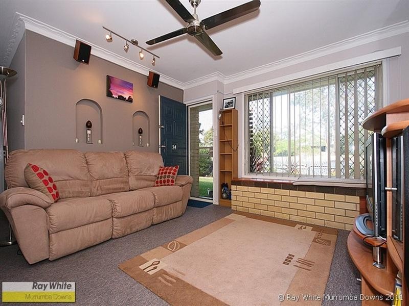 24 Doon Street, Kallangur QLD 4503