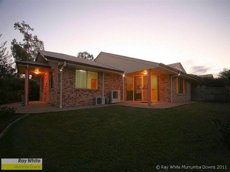 41 Chambery Road, Petrie QLD 4502