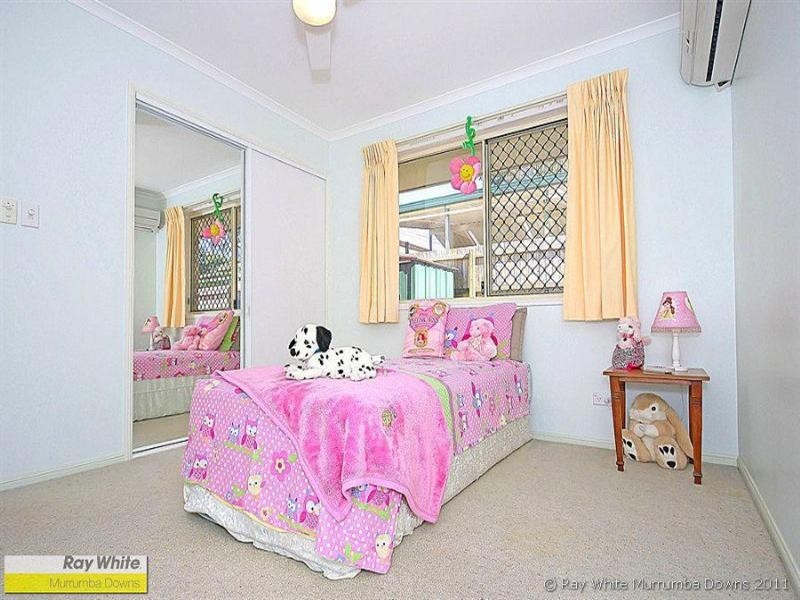 41 Chambery Road, Petrie QLD 4502