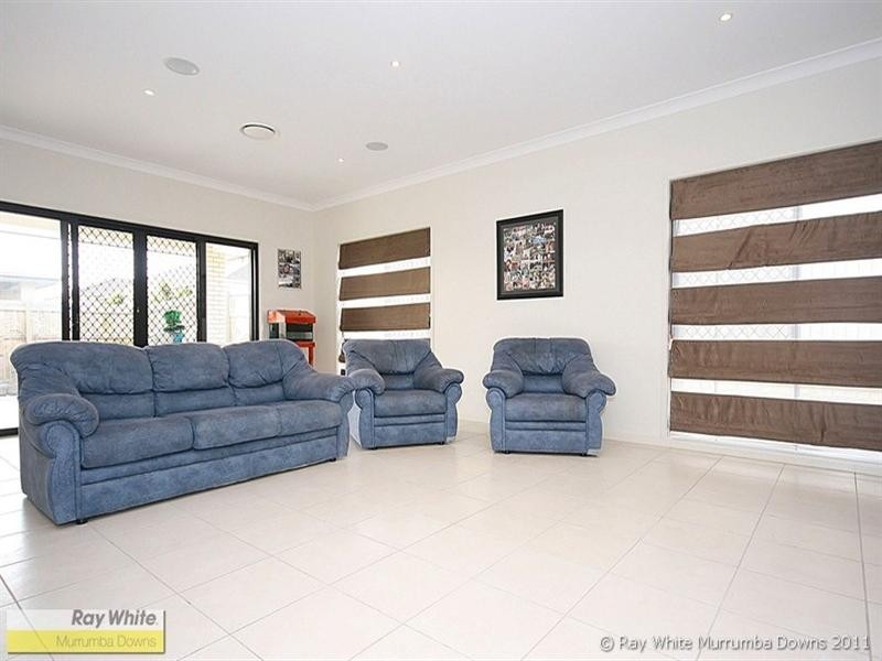 17 Waterway Crescent, Murrumba Downs QLD 4503