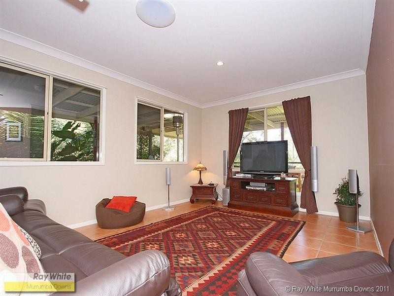 15 Timbarra Court, Petrie QLD 4502