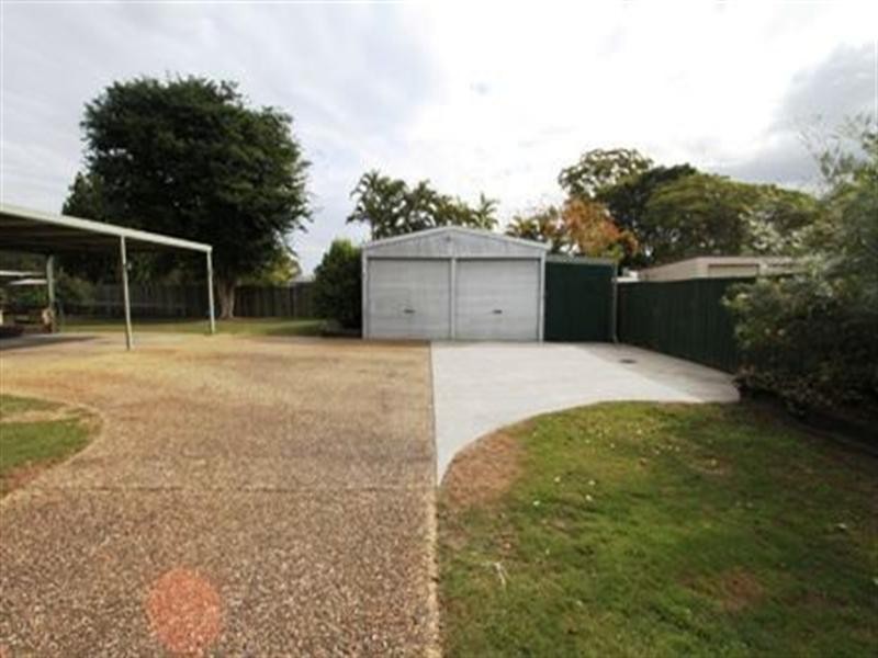 4 Chestnut Drive, Murrumba Downs QLD 4503