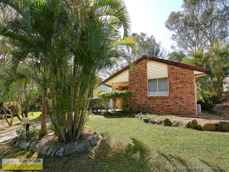 4 Falcon Court, Kallangur QLD 4503