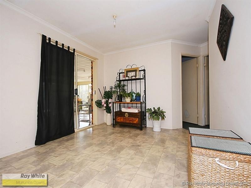 4 Falcon Court, Kallangur QLD 4503