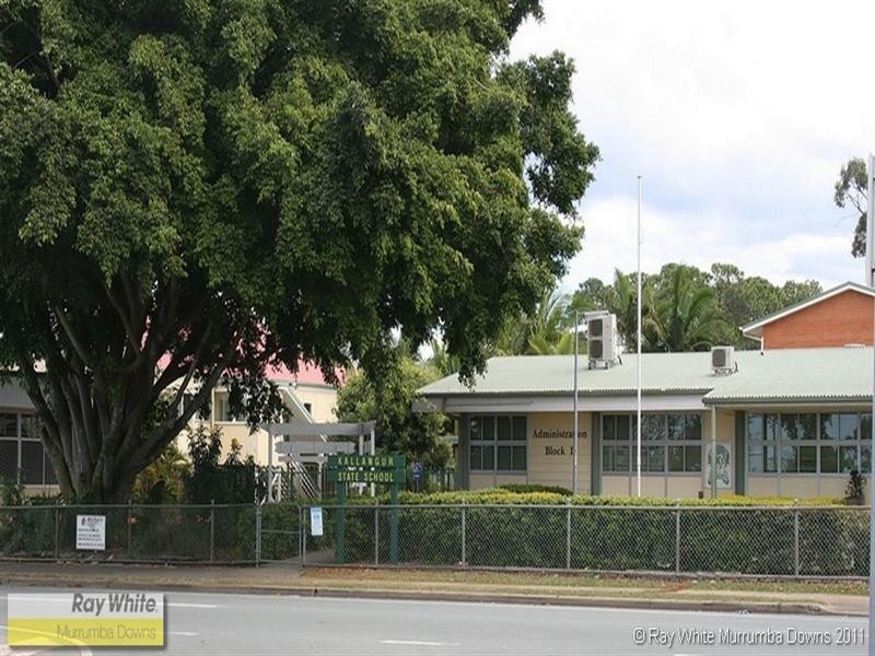 4 Falcon Court, Kallangur QLD 4503