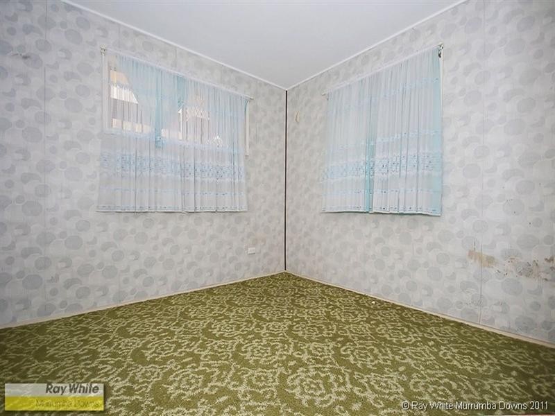 25 Carwell Avenue, Petrie QLD 4502