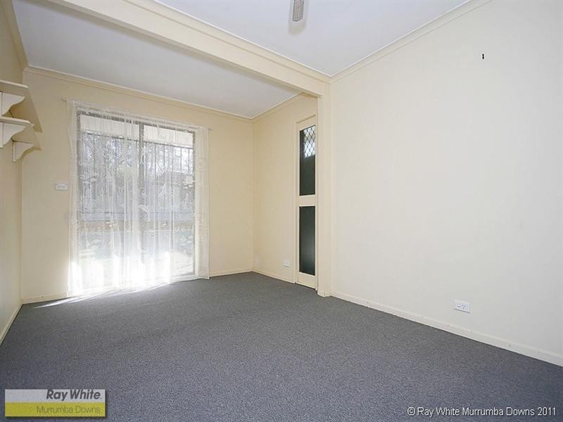 17 Eucumbene Drive, Petrie QLD 4502