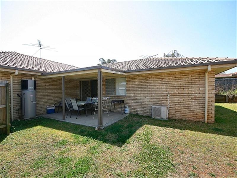 1/1 Mikaela Court, Kallangur QLD 4503