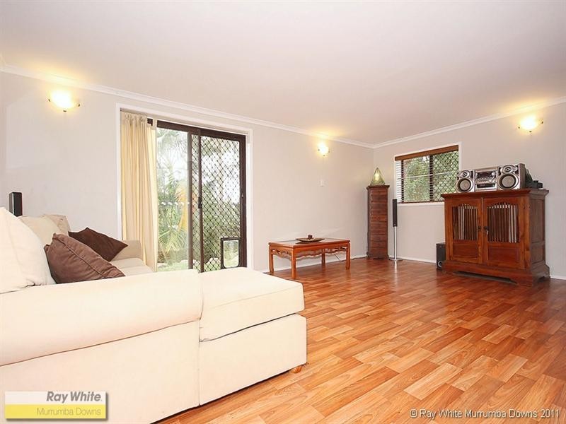 9 Janmarie Court, Kallangur QLD 4503