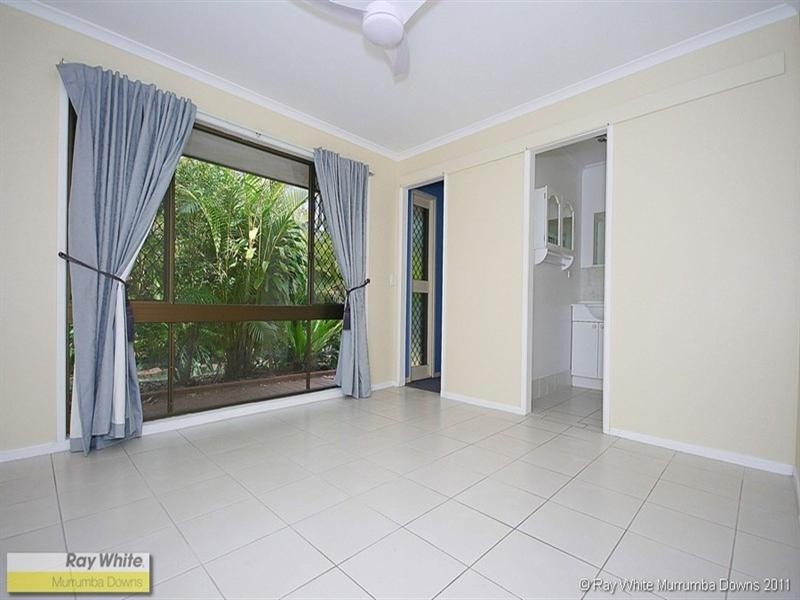 17 Eucumbene Drive, Petrie QLD 4502