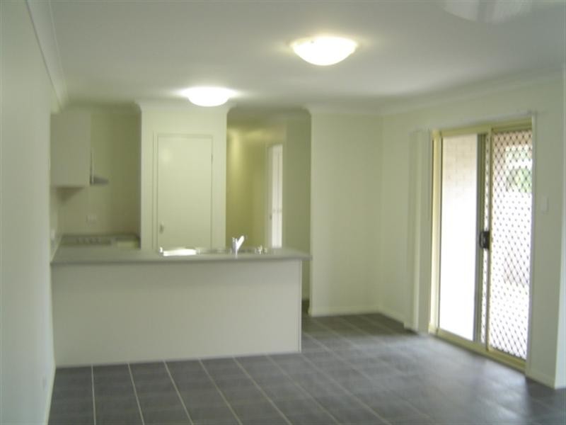 1/29 Burns Parade, Kallangur QLD 4503