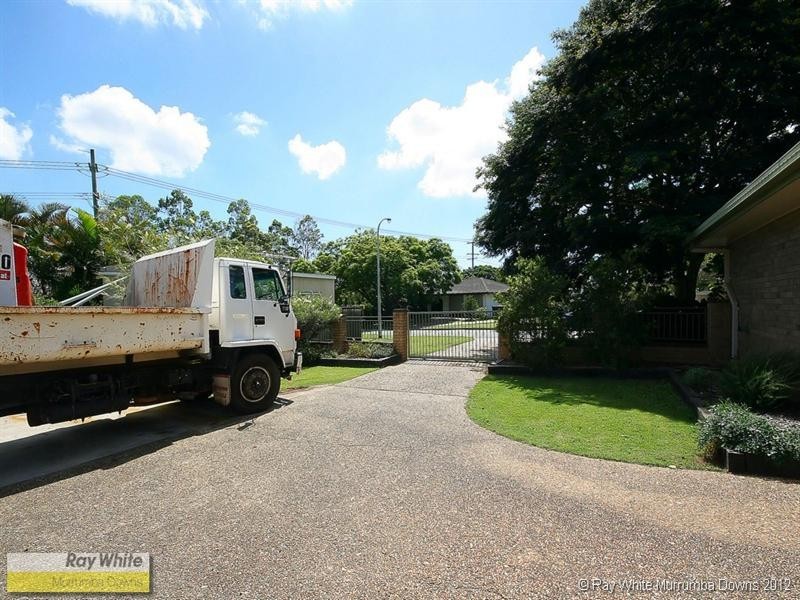 4 Chestnut Drive, Murrumba Downs QLD 4503