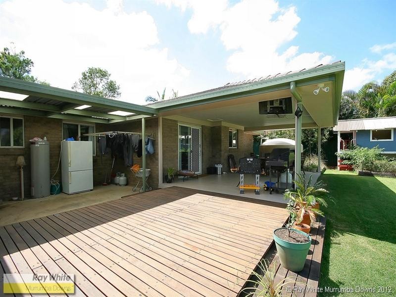 4 Chestnut Drive, Murrumba Downs QLD 4503