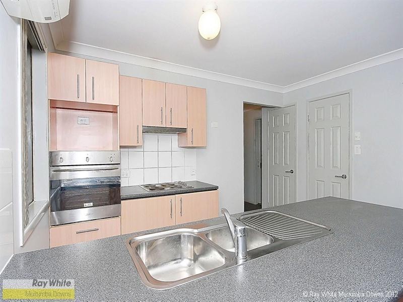 16 Mikaela Court, Kallangur QLD 4503