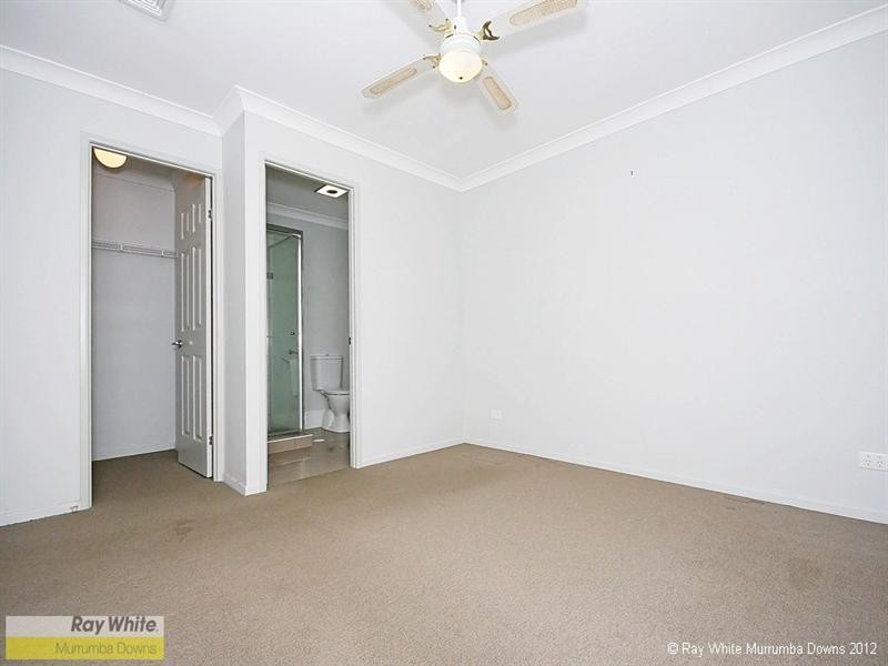 16 Mikaela Court, Kallangur QLD 4503