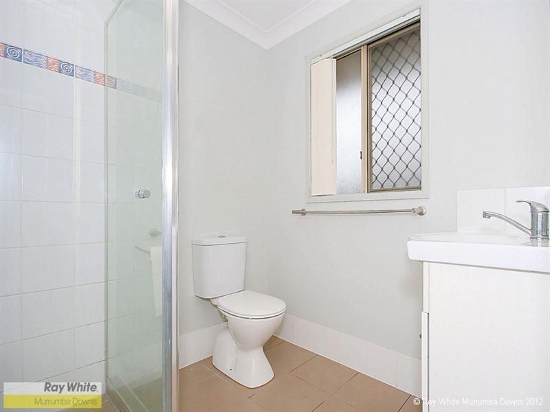 16 Mikaela Court, Kallangur QLD 4503