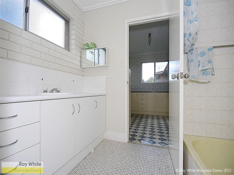 64 Dayboro Road, Petrie QLD 4502