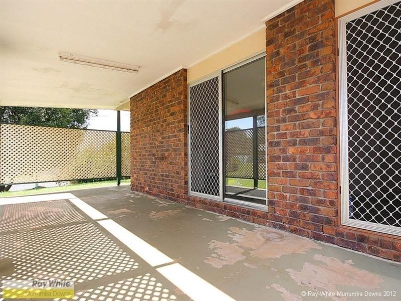 1 Dumbarton Drive, Kallangur QLD 4503