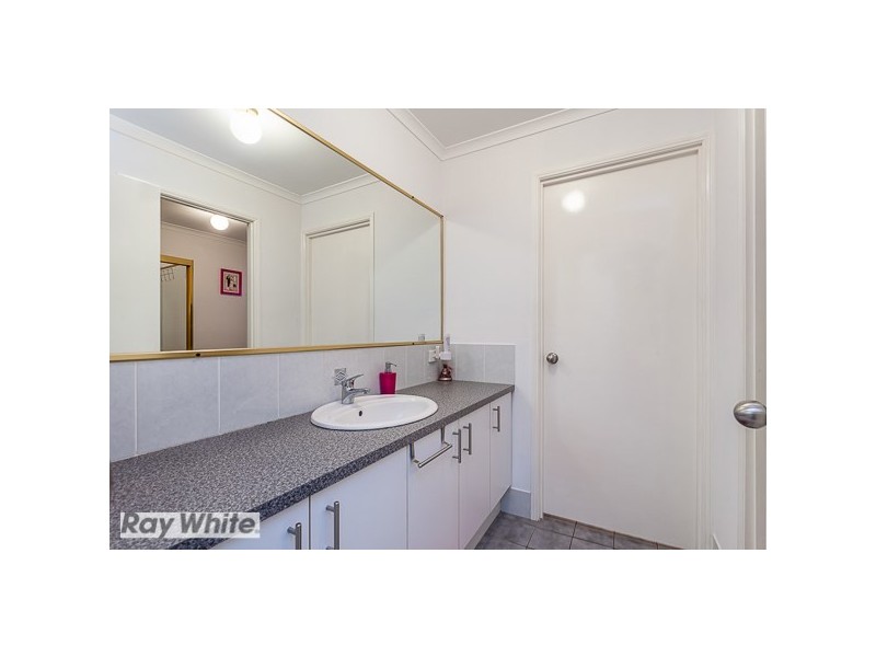 102 Gordon Crossing Rd West, Joyner QLD 4500