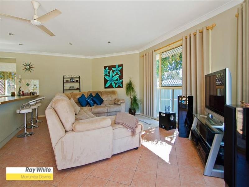16 Fitzroy Crescent, Murrumba Downs QLD 4503