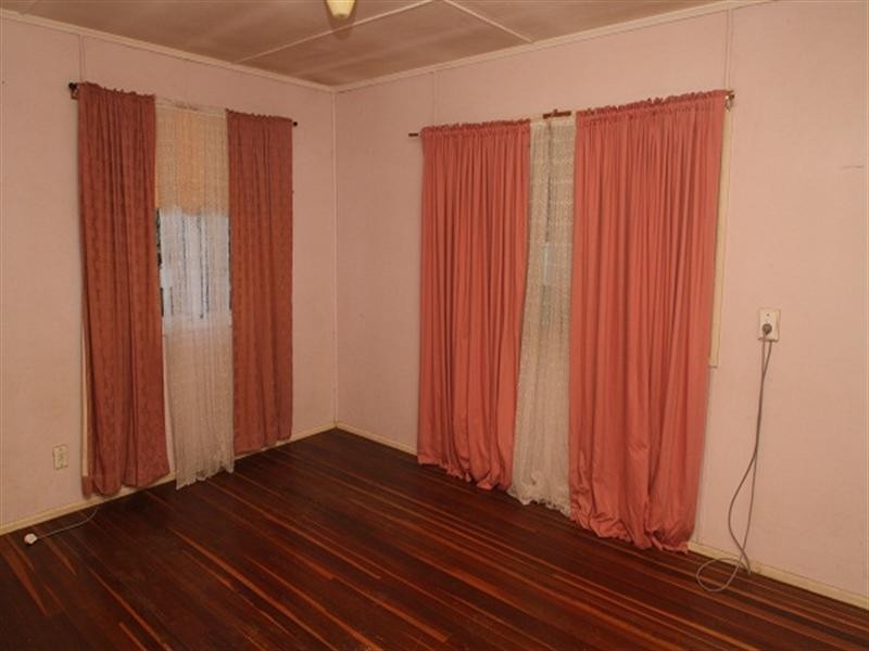 1437 Anzac Avenue, Kallangur QLD 4503