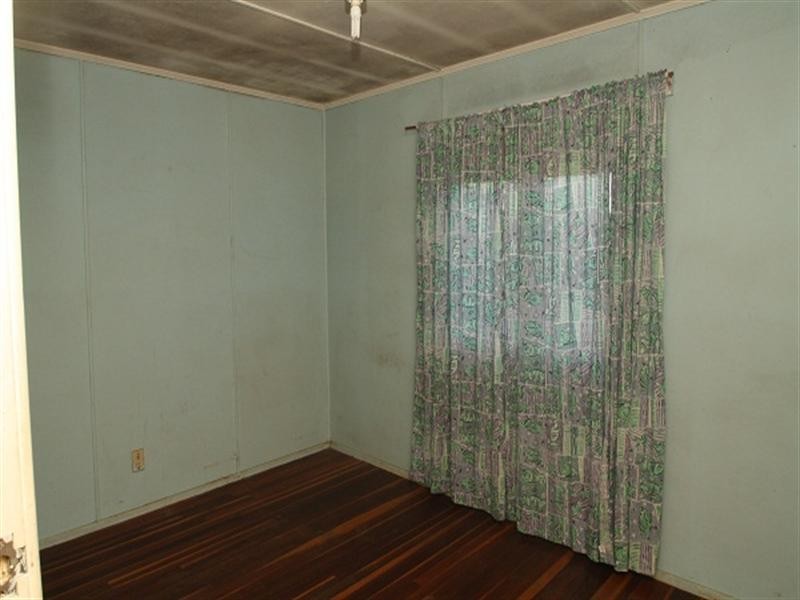 1437 Anzac Avenue, Kallangur QLD 4503