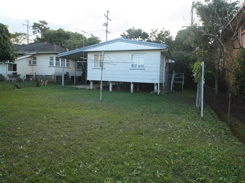 1437 Anzac Avenue, Kallangur QLD 4503