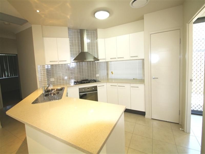 North Lakes QLD 4509