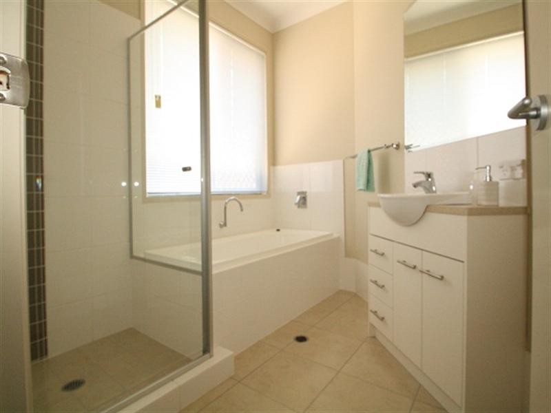 North Lakes QLD 4509