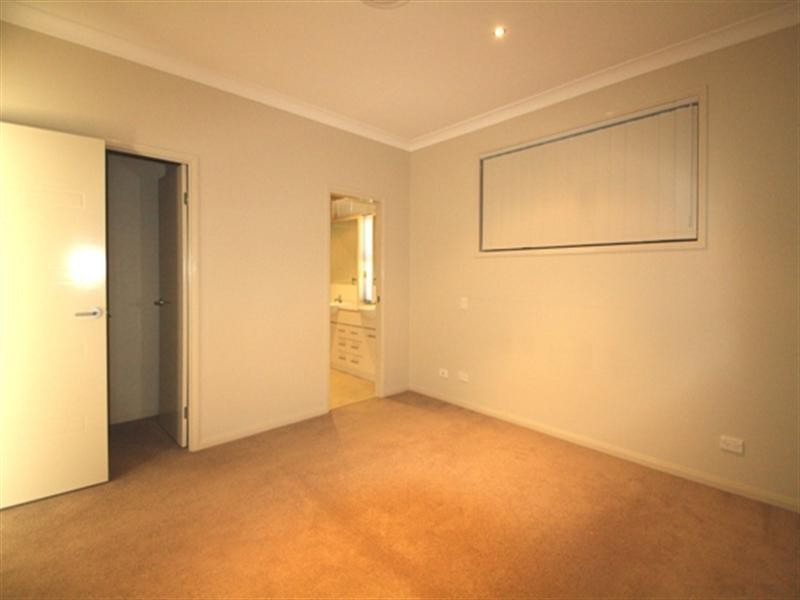 North Lakes QLD 4509