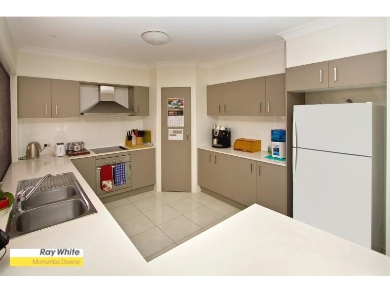 39 Yellow Robin Court, Narangba QLD 4504
