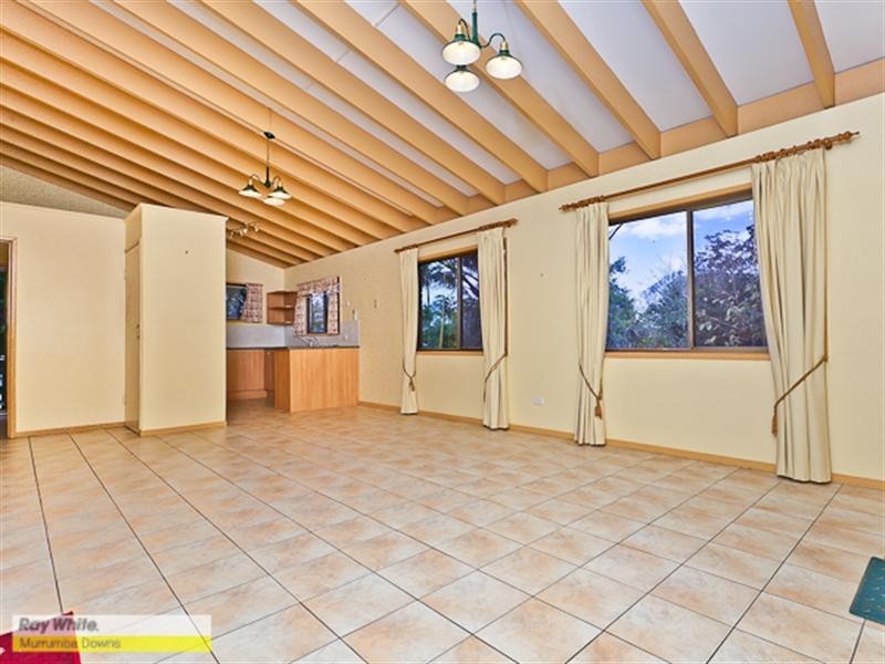 10 Styles Road, Petrie QLD 4502