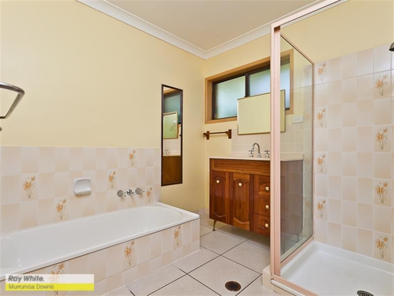 10 Styles Road, Petrie QLD 4502